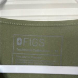 Figs Olive Green Scrub Set